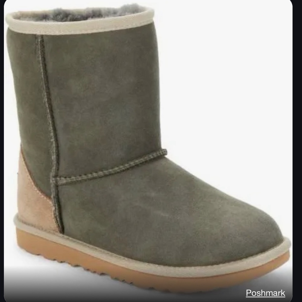 Two Toned Little Girl Ugg Boots Size 12c